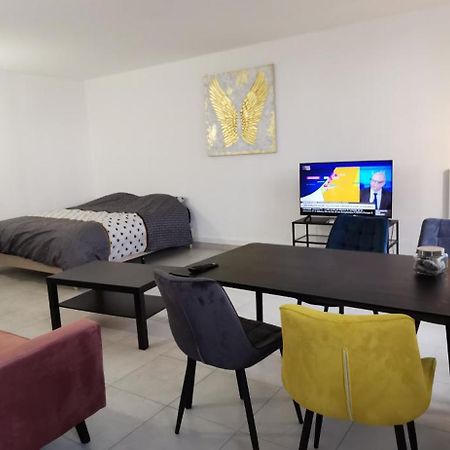 Le Patio Tram Paridis Apartment Nantes Ngoại thất bức ảnh